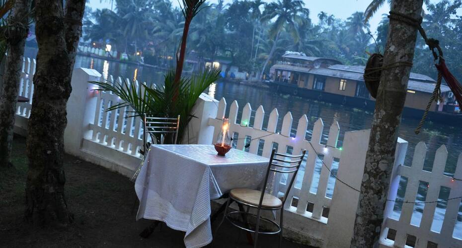 Kerala House Boat (Promoted by Bamboo Lagoon), Alleppey 3